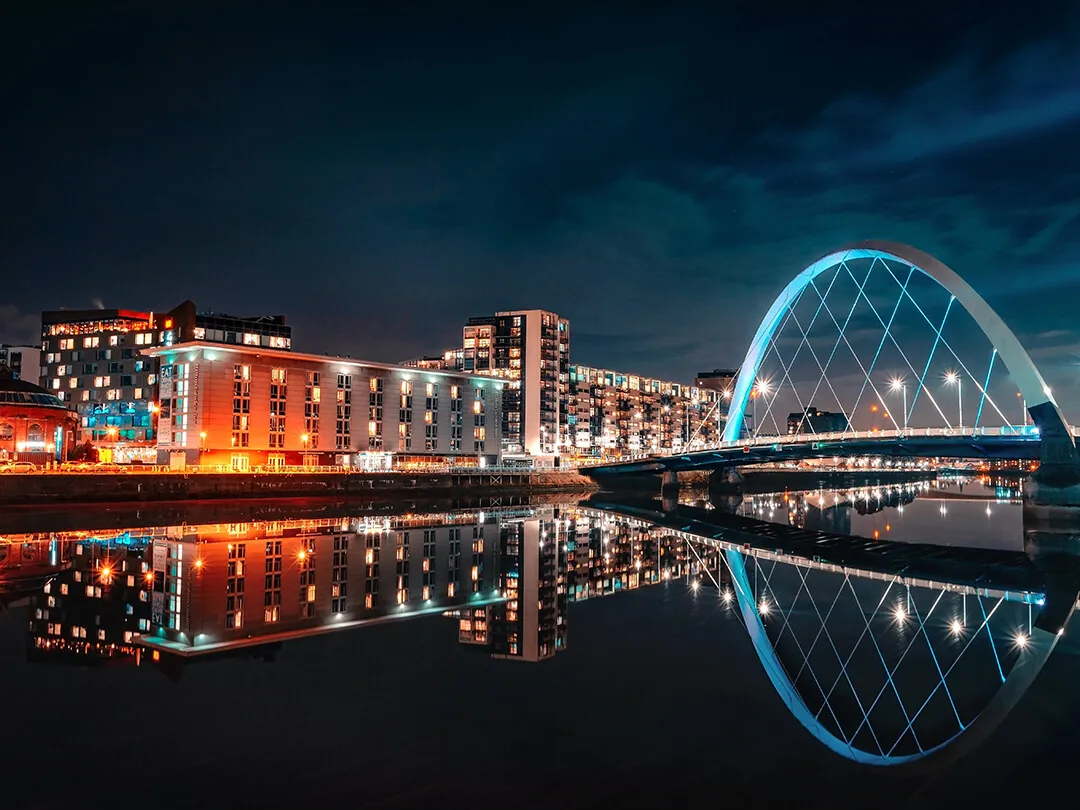 prestwick-aviation-services-city-of-glasgow-river-clyde-at-night