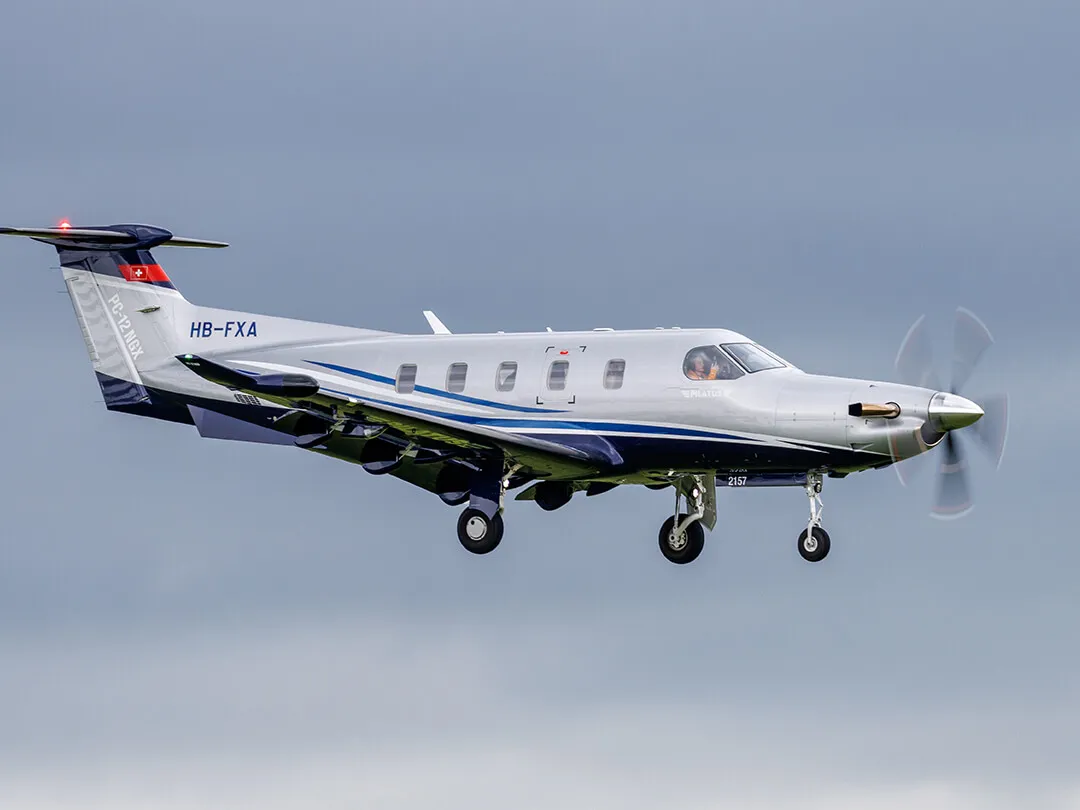 prestwick-aviation-services-pc12-small-arcraft-coming-in-to-land